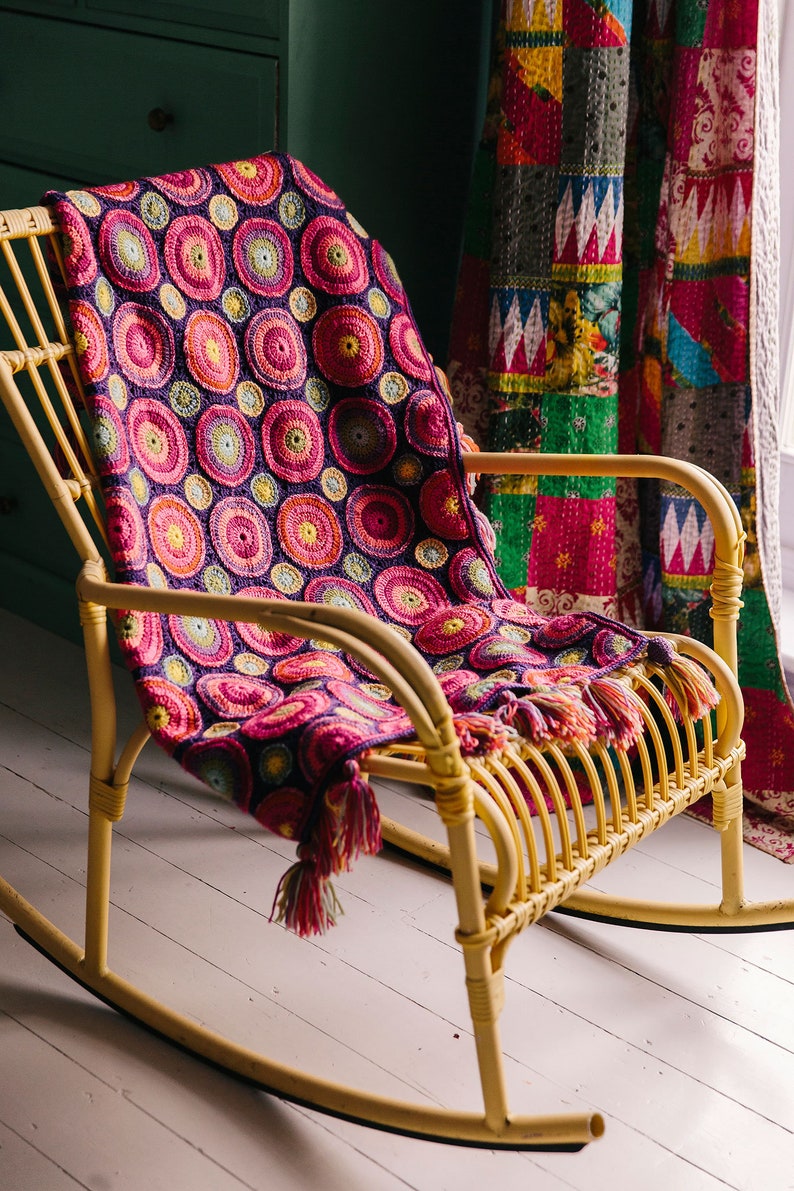 Magic Circles Blanket Pattern