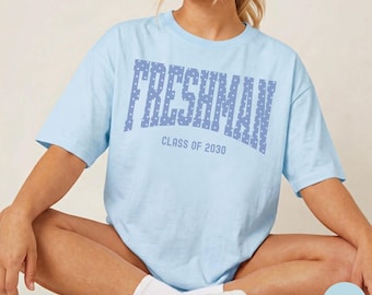 Comfort Colors Polka Dot Freshman Class of 2030, retro Freshman Shirt, trendy High School Grad 30 T-Shirt, cute Freshman Gift Tee for Girls
