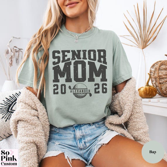 Comfort Colors Senior Golf Mom Shirt with Custom Name and Year, 2026 Grad Parent T-Shirt, HS Golf Tournament Senior Mom Crewneck T Shirt