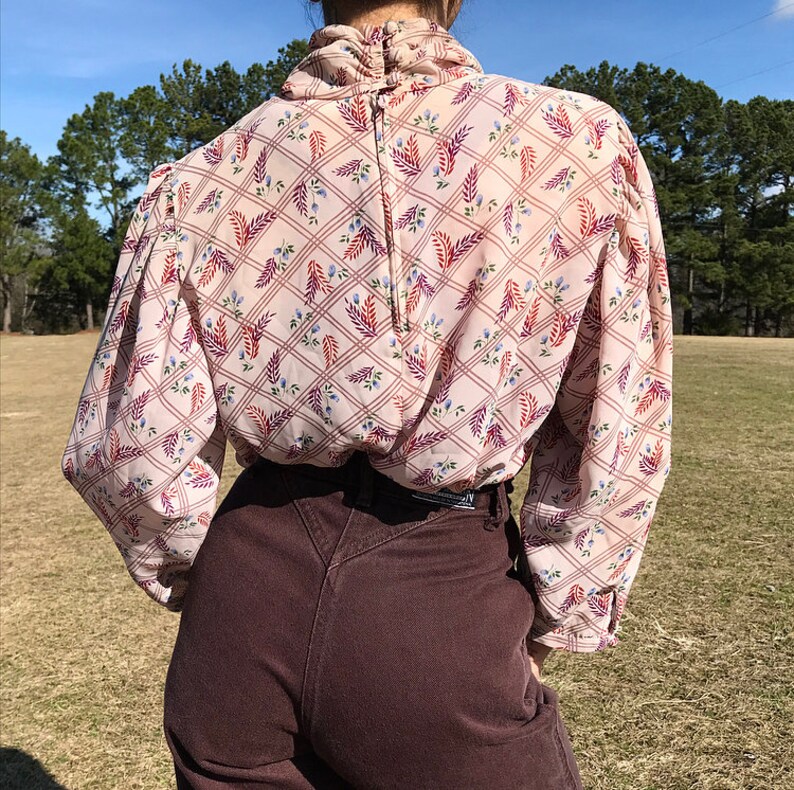 Vintage 1960\u2019s Mock Neck Fern Pattern Blouse xs small