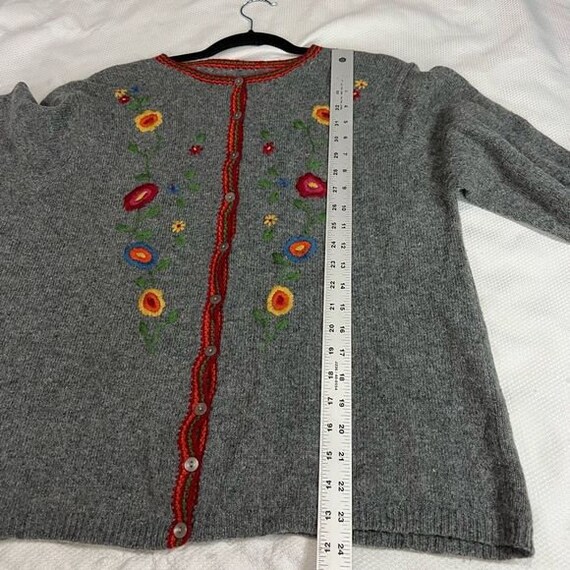 Vintage Heather Gray Floral Embroidered Dark Red … - image 4