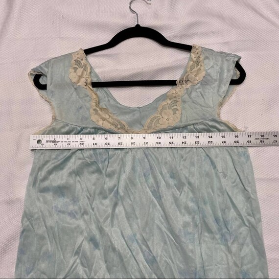Vintage Blue Floral Nightgown with Lace Trim - Gem