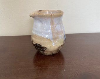 Jarra pequeña, blanca