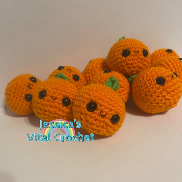 Crochet Mini Orange, Handmade Tangerine, Mini Orange , Orange Keychain, Cutie Keychain, Fruit to Hang, Fruit Keychain