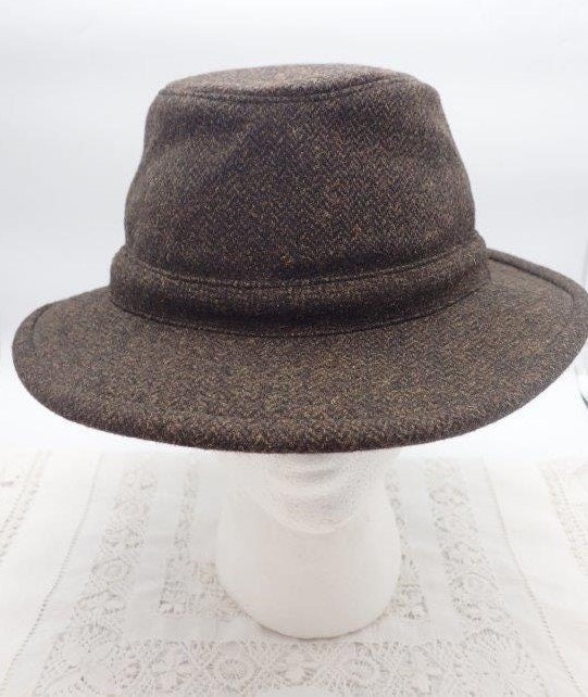 Vintage Tilley Hat Airflow Bucket Hat Beige With Green Underside