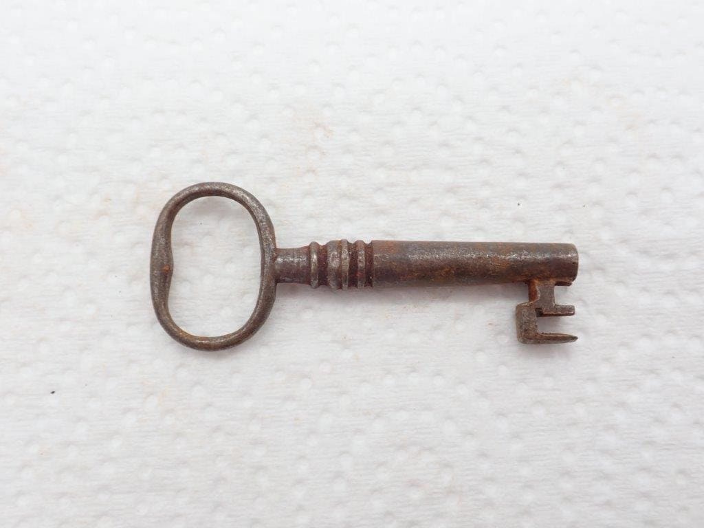 Keys, Antique Keys, Old Keys, Old Fashioned Keys, Vintage Keys, Fancy Old  Keys, Genuine Antique Medium Gothic Keys, Selling Individually 