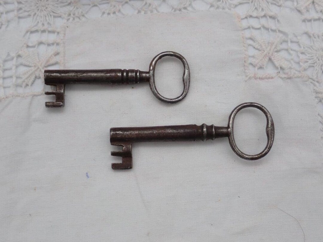 Keys, Antique Keys, Old Keys, Old Fashioned Keys, Vintage Keys, Fancy