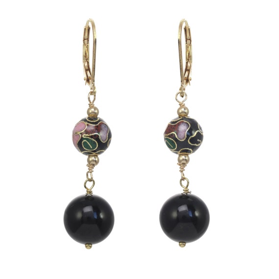 Dyed Magnesite and Cultured Freshwater Pearl Necklace Endless Design Dyed Magnesite and Cultured Freshwater Pearl Necklace Endless Design