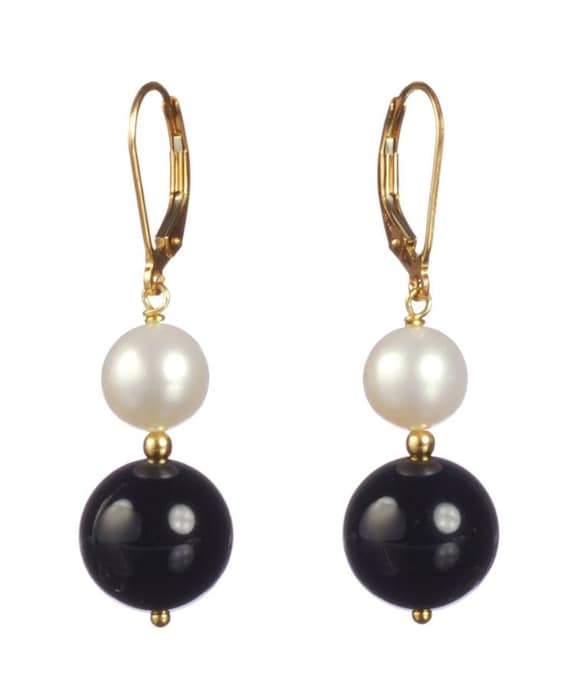 14k Gold-filled Lever Back Earrings Crystal and Cultured Freshwater Pearl 14k Gold-filled Lever Back Earrings Crystal and Cultured Freshwater Pearl