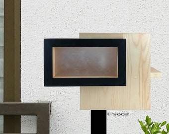 Luxury Birdhouse with Large Picture Window