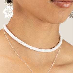 WHITE PUKA SHELL choker • seashell beaded necklace • beach lover • festival jewelry • waterproof