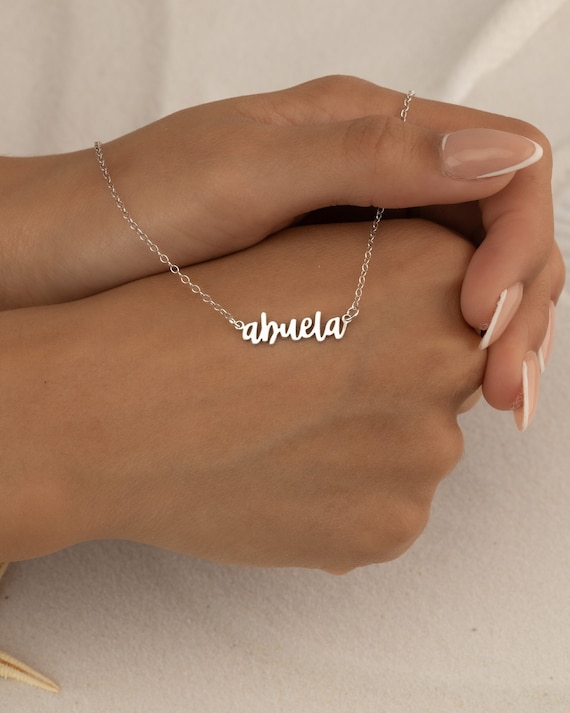 Abuela Necklace Name Pendant Personalized  Mom Grandma Lola Lolly Lala Nannie Maman Mimi MawMaw Gaga Gigi Gran Gammy Lovey Mothers Day RIO