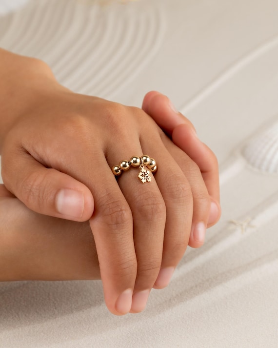 HIBISCUS CHARM BEADED ring • dainty friendship ring for her • hawaiian flower charm • stackable stretch water resistant • RIBP3MCAN