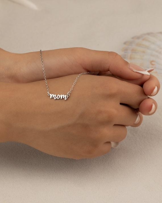MOM PERSONALIZED NAME necklace • mama necklace • perfect gift for her • gift for mom maman mammy momma mother • water resistant • NECC3BFRIp