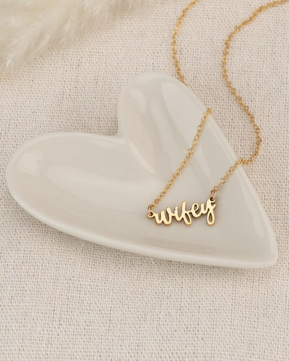 WIFEY PERSONALIZED NAME necklace • perfect gift for her • bachelorette bridal shower engagement wedding gift • water resistant • NECC3AXRIp