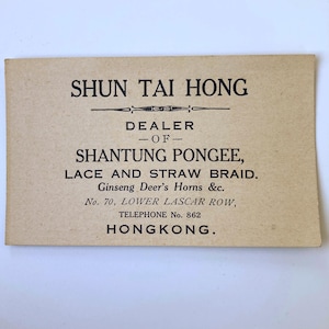 Carte de visite grand format vintage des années 1920 Shun Tai Hong Kong