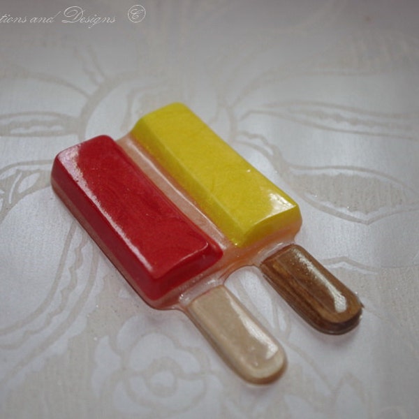 Twin Pole Icy Pole Brooch