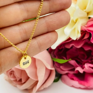 22ct Gold running gift Marathon necklace, Gift for runner, Half Marathon gift Running distance Gold necklace, ultramarathon necklace present