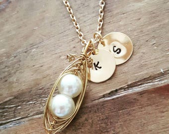 Two peas in a pod Personalised mum necklace, Gold peapod necklace, Peapod jewellery for Mum, Mother of the bride mother of the Groom plated