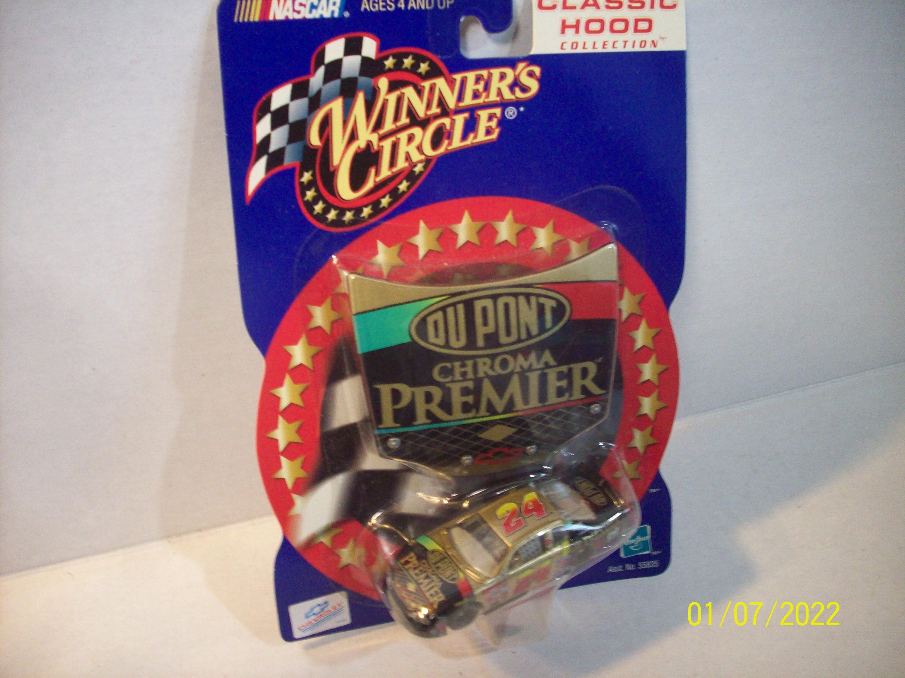 Jeff Gordon NASCAR Dupont Race Hood & Car #24 2000 Winner's Circle