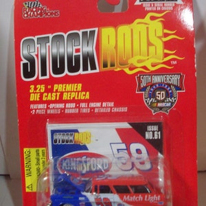 Nascar Stock Rods No 61 Kingsford Charcoal #59 Station Wagon Nasscar 50th Ann Series 1998 Racing Meister neu auf gebogener Karte Tolle Geschenkidee