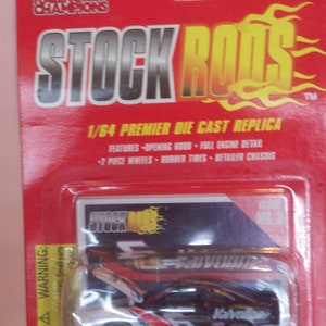 マーク・マーティン NASCAR ストックロッド #3 バルボリン #6 フォード コブラ ブルー/ホワイト 1/64 スケール ダイキャストカー 1998 レーシングチャンピオン 新品カード付き ギフトに最適
