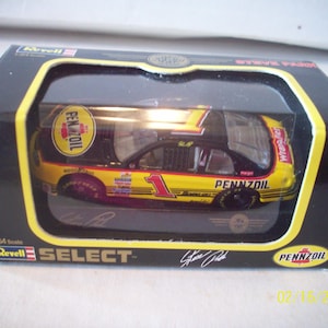 ヴィンテージ NASCAR スティーブ パーク アクション レーシング 1998 ペンゾイル #1 シボレー モンテカルロ 1/64 スケール ダイキャストカー 新品 ダメージ箱入り 5300 のうち 1 台