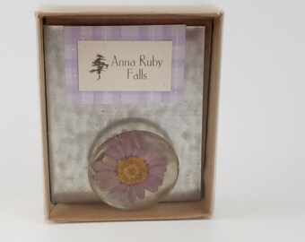 anna ruby falls souvenir flower encased in glass !   purple flower magnet georgia souvenir pt3502 - images about ruby souvenirs on instagram