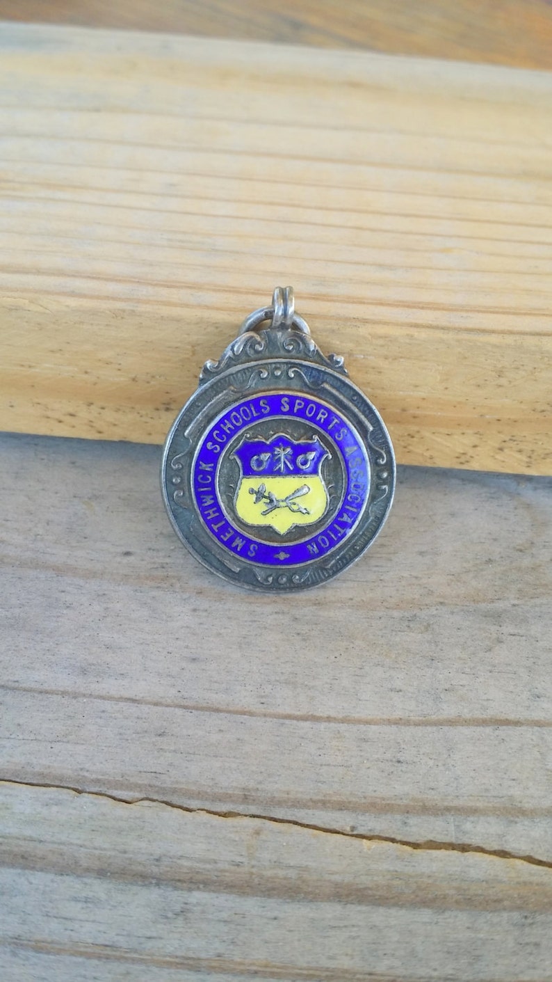 Vintage United Kingdom Smethwick Schools Sports Association medal ca 1950 FV573