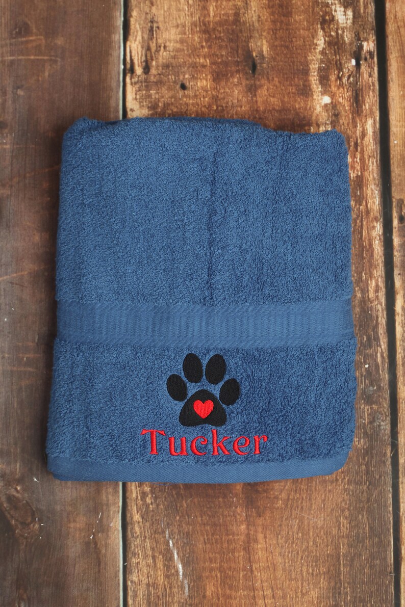 Bath towels with dogs on them Clearance