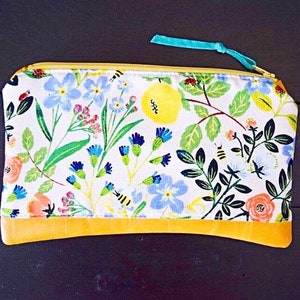 Garden floral Bee clutch, mustard clutch, floral bag, plant clutch, summer clutch, lady bug clutch, Bee bag, bee purse, bee clutch, garden