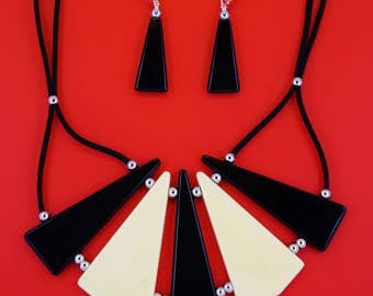 Holly wood and Ebony Wood Necklace and Earrings