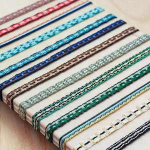 Boho Armband 40 Fäden für Damen und Herren, Boho Surferarmband, handgewebt, fein, Freundschaft, Strandschmuck, meeresbeständig, verstellbar, Geschenk