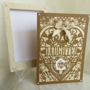Pretty Daughter Birthday Card (avec boîte) beau design découpé - téléchargement numérique SVG et Studio