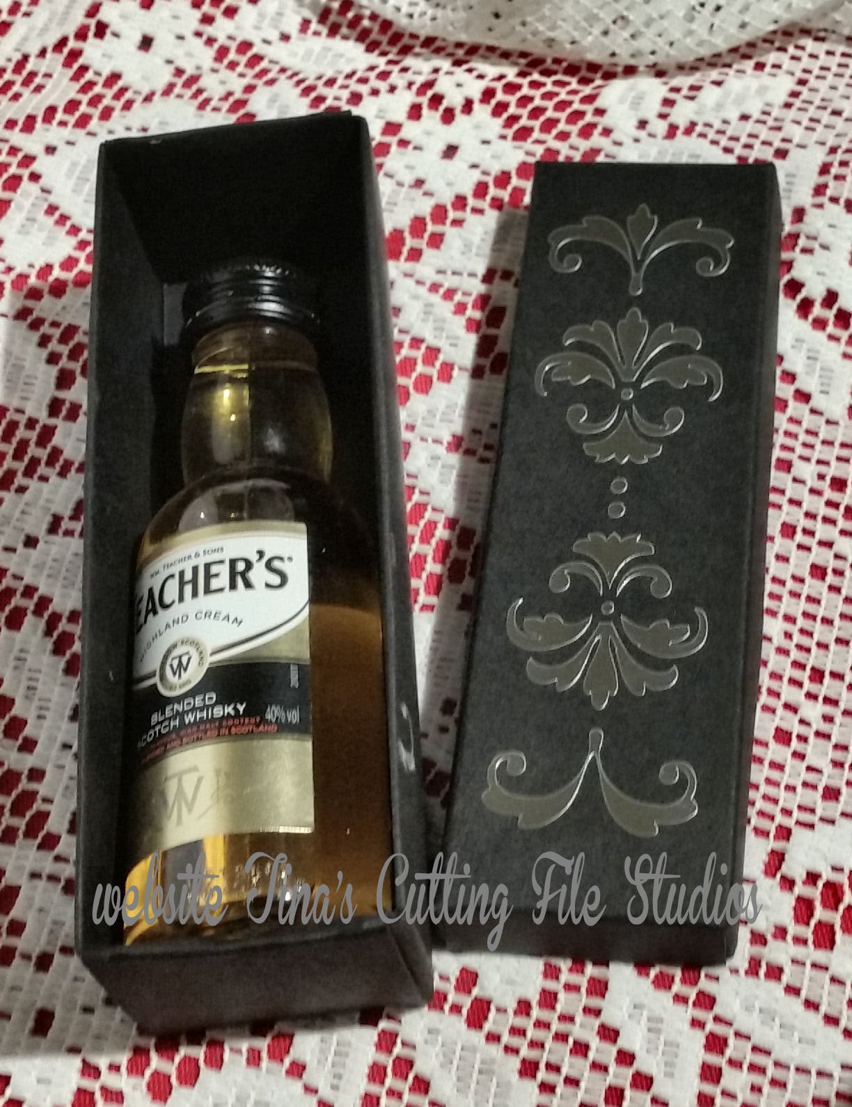 Alcohol box top