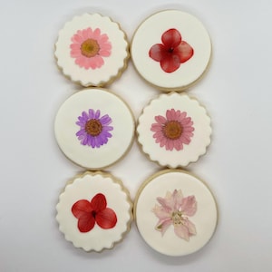 Mini Dried Floral Cookies, Flower Cookies, Shortbread Cookies, Mothers Day, Valentines Day, Spring