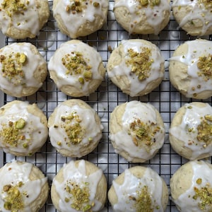 Pistachio Ricotta Cookies