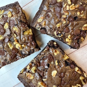Classic Walnut Brownies
