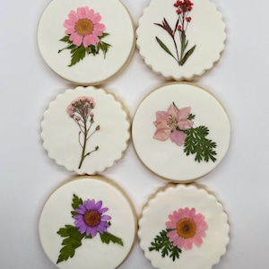 Dried Floral Cookies, Flower Cookies, Shortbread Cookies, Mothers Day, Valentines Day, Spring