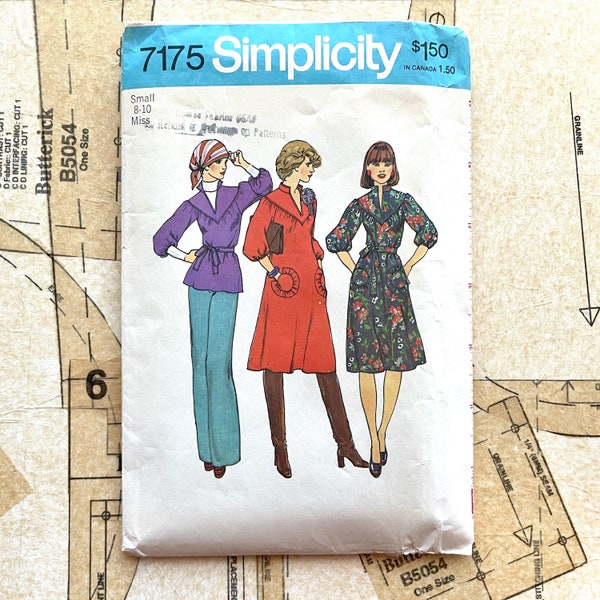 Simplicity 7175 70s Dress Pattern Top Blouse Dress with Interesting Pocket Detail Sewing Pattern Loose Womens Size Small 8 10 Vintage UNCUT