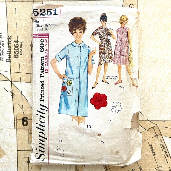 Simplicity 5251 Duster Pattern House Coat Dress Robe Button Up Front Sleeveless  Sewing Pattern Womens Size 16 Bust 36 Vintage 60s CUT