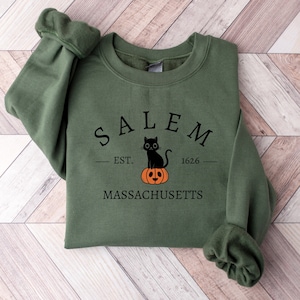 Salem Sweatshirt, Halloween Sweatshirt, Witch Sweatshirt, Fall Sweatshirt, Salem Massachusetts, Witchy Sweatshirt, Cute Fall Sweatshirt