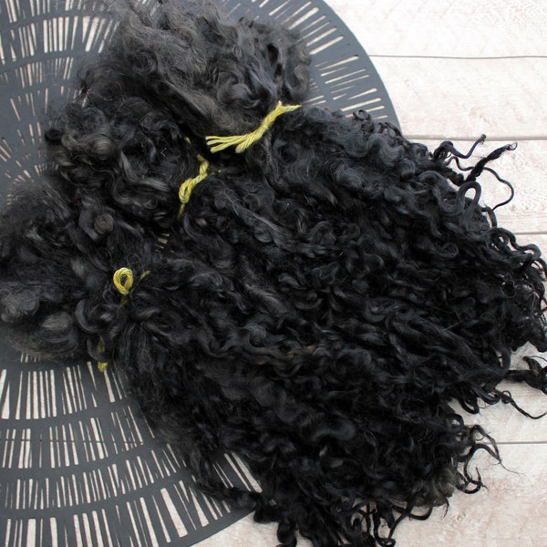 Teeswater 9-10 pouces, noir de jais, Blythe Waldorf BJD Reborn Folk Art Soft Sculpture poupée cheveux trame reroot laine mèches boucles perruque longue
