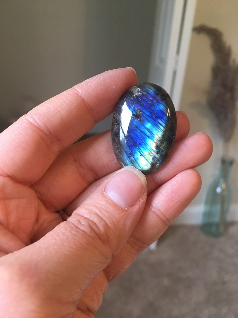 Labradorite Cabochon not drilled