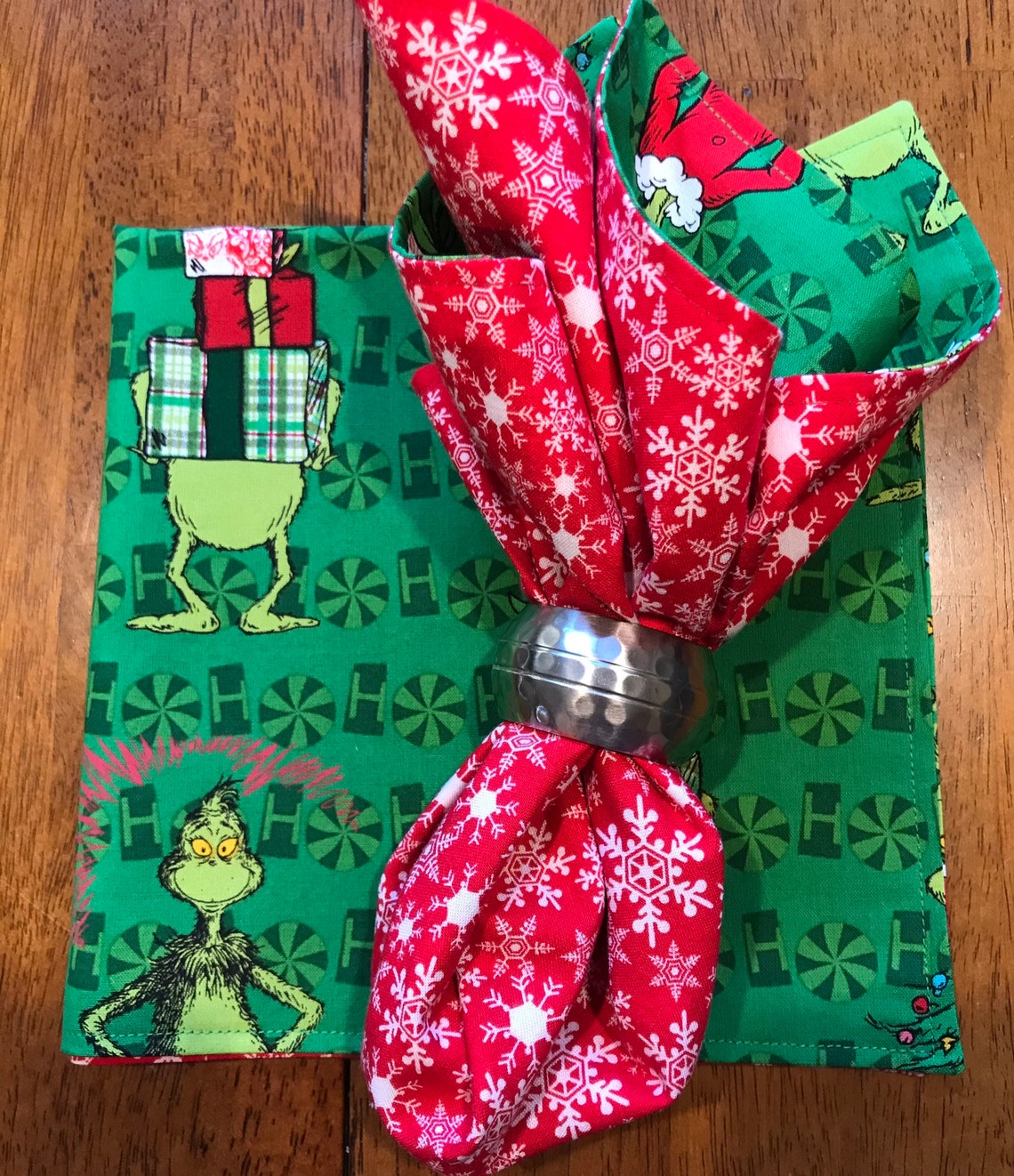 Grinch Christmas Fabric Napkins set of 2 | Etsy