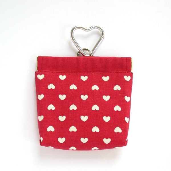 Dog Treat Bag / Heart print , 3 colors, Spring closure, Back pocket