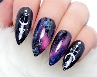 Galaxy Nails ／Reusable, press on, gift, space, festival, wicca, tarot symbols, goth, astrology, zodiac, night star, constellation, celestial