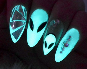 GLOW Alien Nails ／ Glow in the dark, reusable press on, space, rave, holo, sci-fi, ufo, galaxy, party, green, festival, gift, stiletto, fun