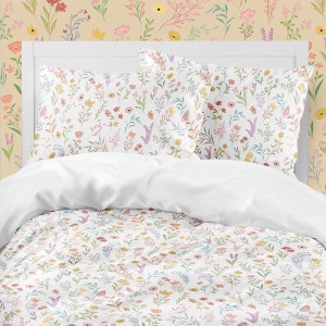 Girls bedroom boho farmhouse floral twin duvet covet set with pillow. Big girl bedding in twin, full, queen and king size.