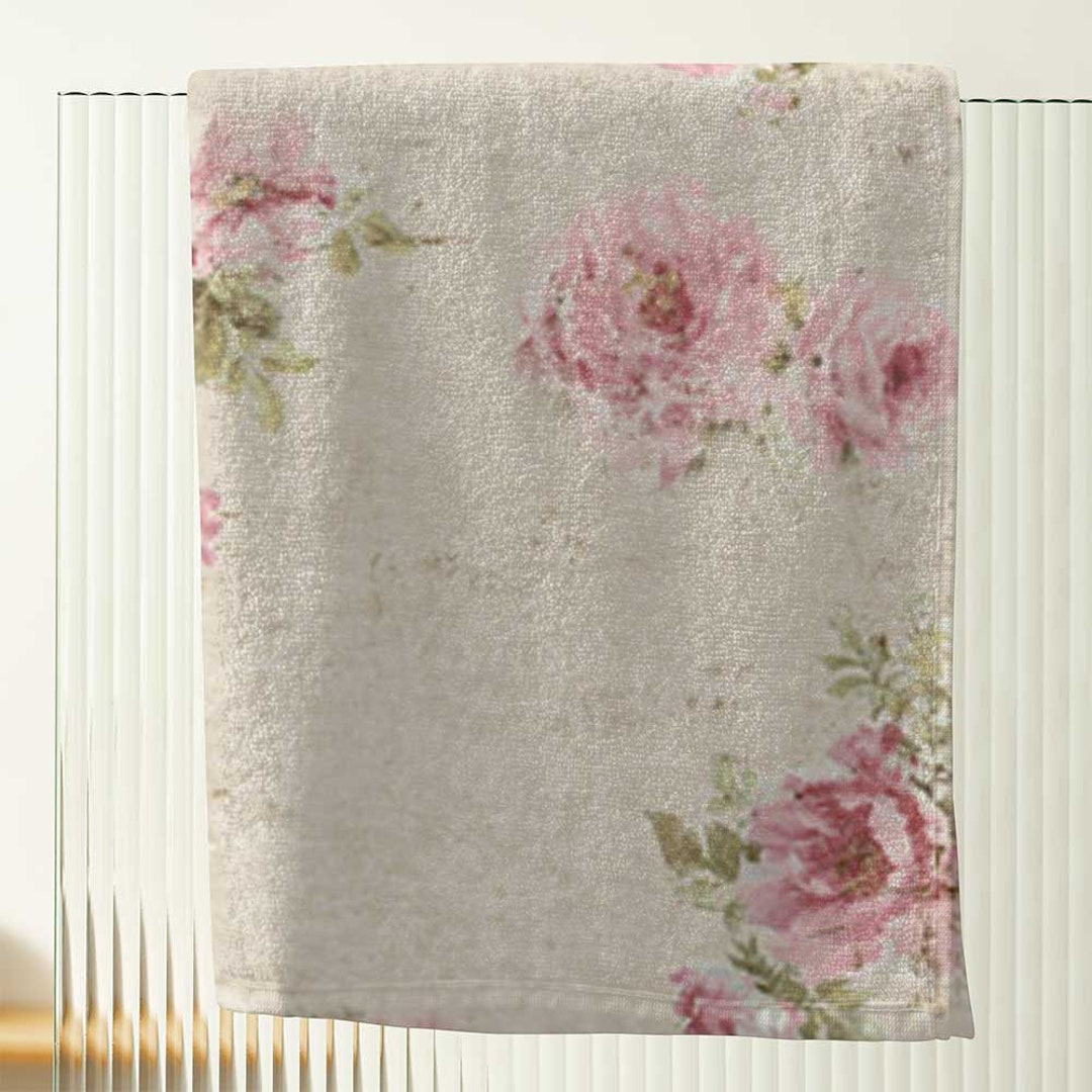 Floral Bath Towels. Shabby Pink Blurred Rose Floral Bathroom Bath — free download